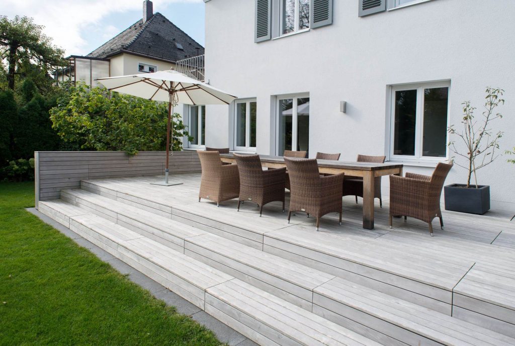 Teakterrasse 95mm, 1 år gammel, München