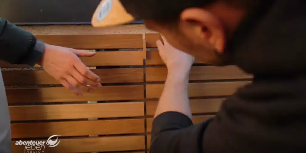 Abenteuer Leben Kabel 1 Teak Balkon Panele